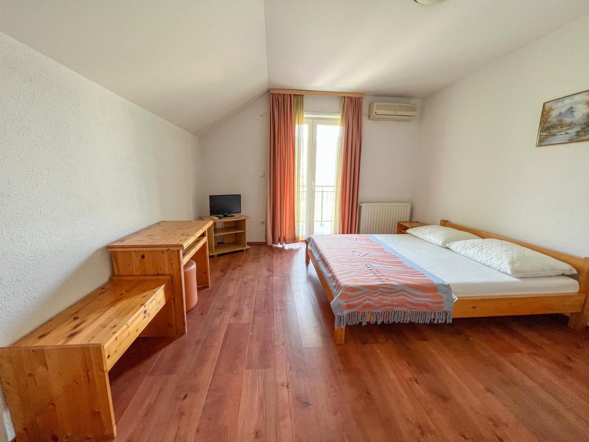 Hotel & Restaurant Babic Vranovaca Экстерьер фото