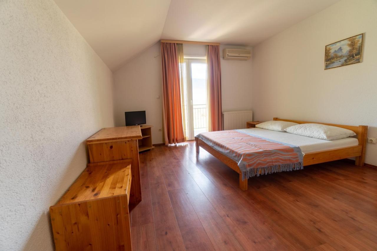 Hotel & Restaurant Babic Vranovaca Экстерьер фото
