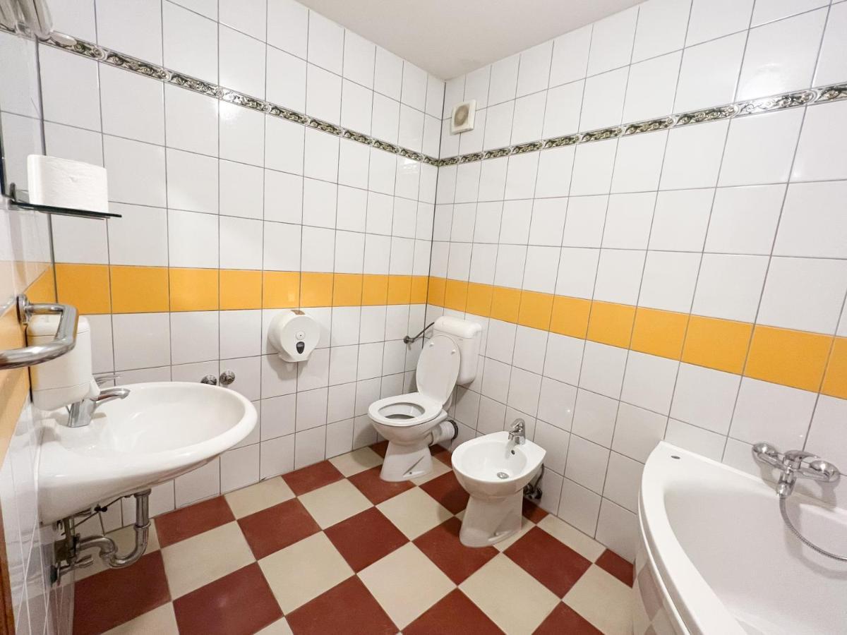 Hotel & Restaurant Babic Vranovaca Экстерьер фото
